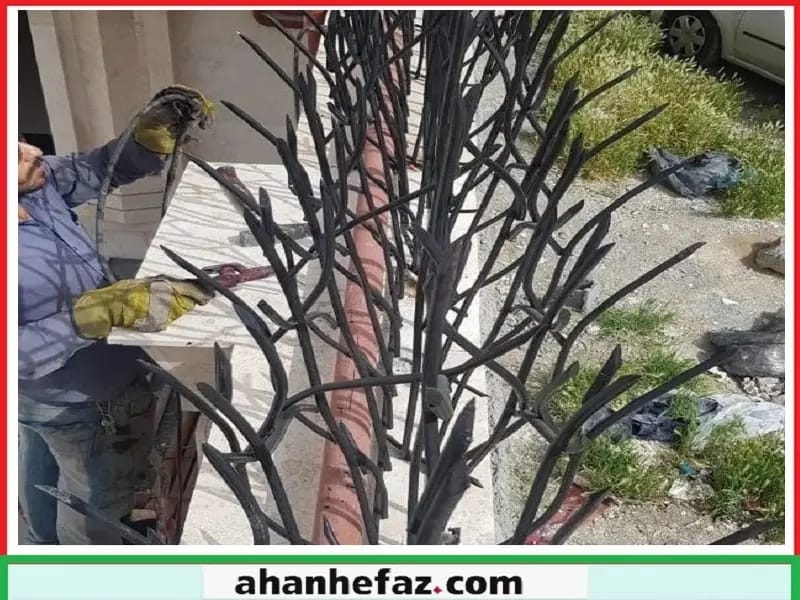 وزن حفاظ بوته ای آهنی روی دیوار چقدر است؟